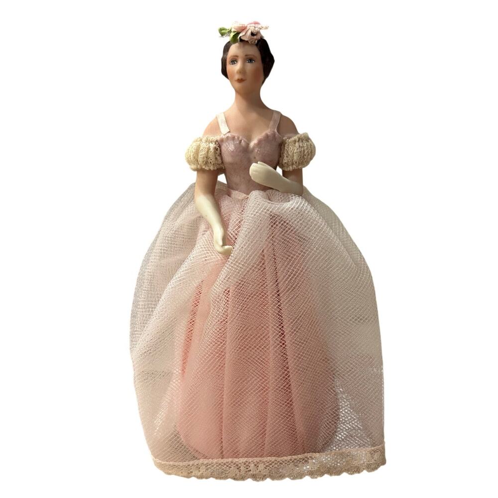 1987 Margaret Mitchell Porcelain Figure US Historic Society
